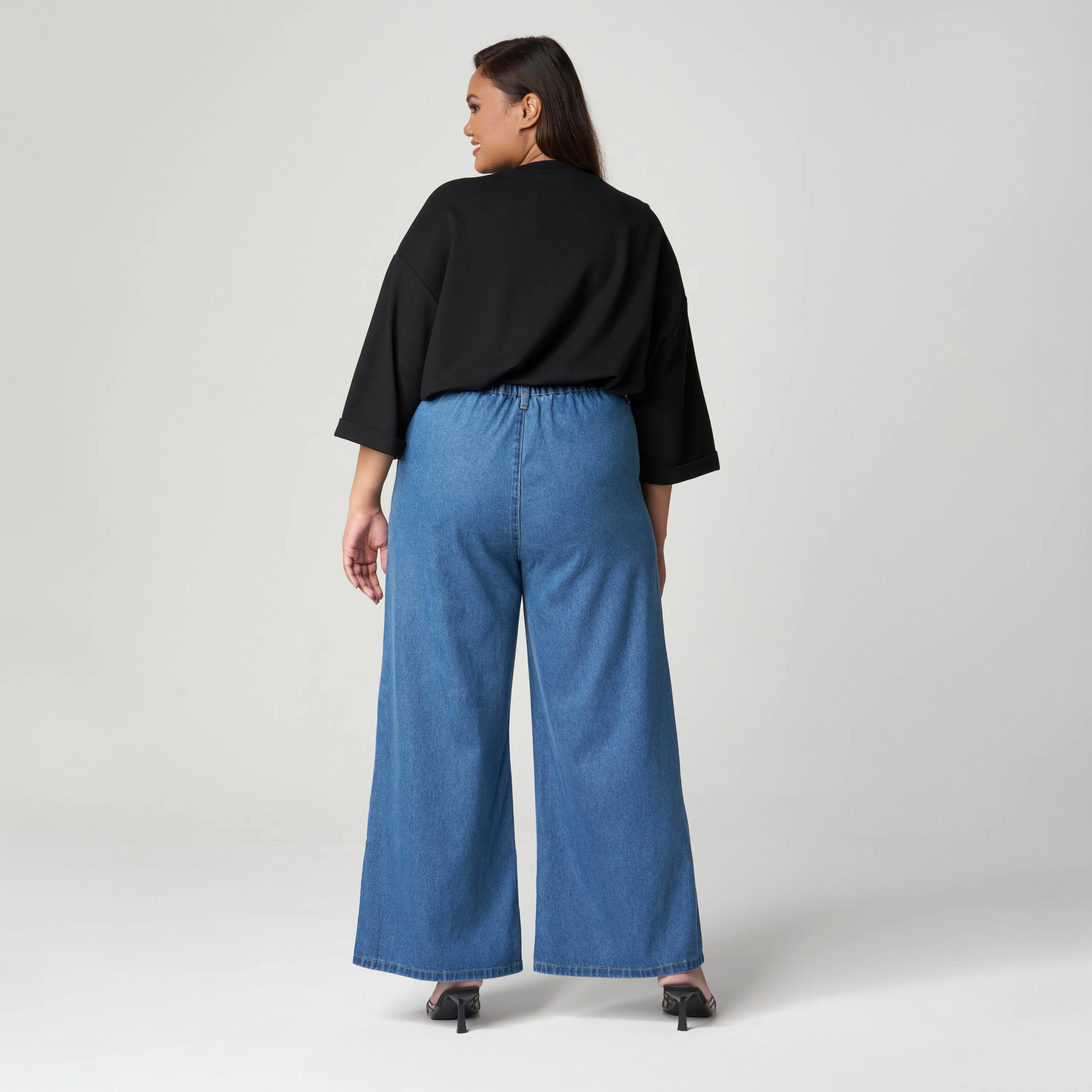 Wide Leg Jeans